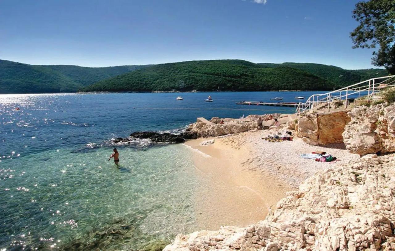 E&T Apartments With A Beautiful Pool Rabac Εξωτερικό φωτογραφία