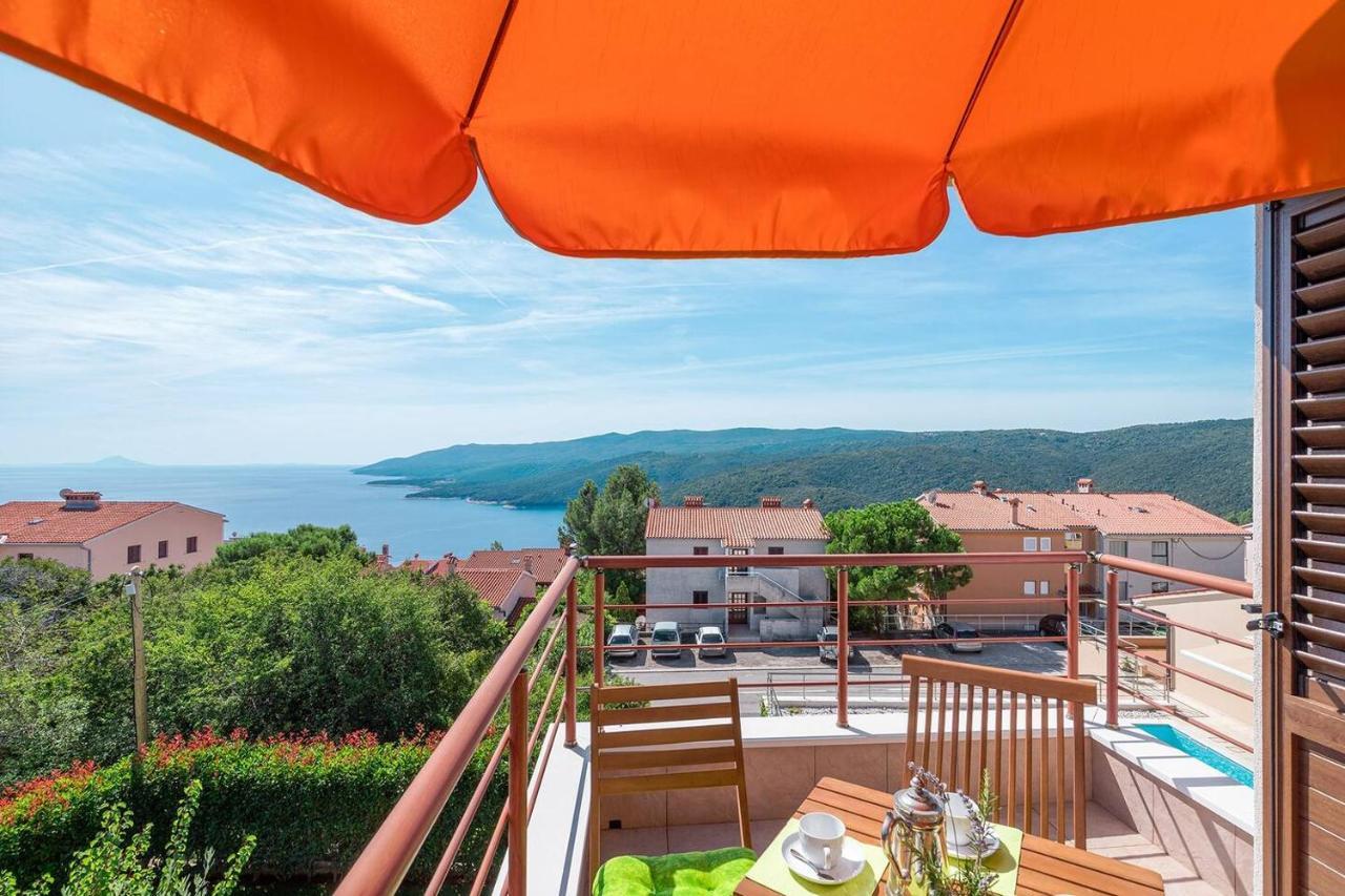E&T Apartments With A Beautiful Pool Rabac Εξωτερικό φωτογραφία