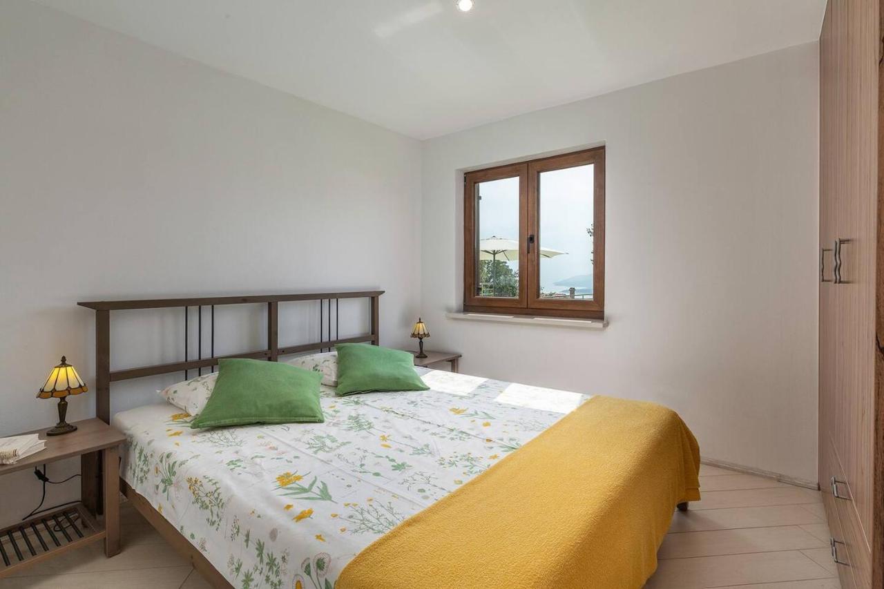 E&T Apartments With A Beautiful Pool Rabac Εξωτερικό φωτογραφία